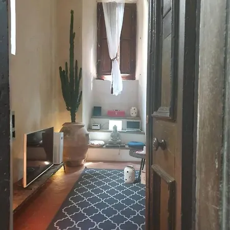 Apartment Claudia Suite: Loft Romantico Nel Cuore Di Arezzo