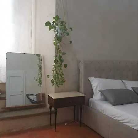 Apartment Claudia Suite: Loft Romantico Nel Cuore Di Arezzo